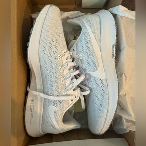 NIKE AIR ZOOM PEGASUS 36 Women’s